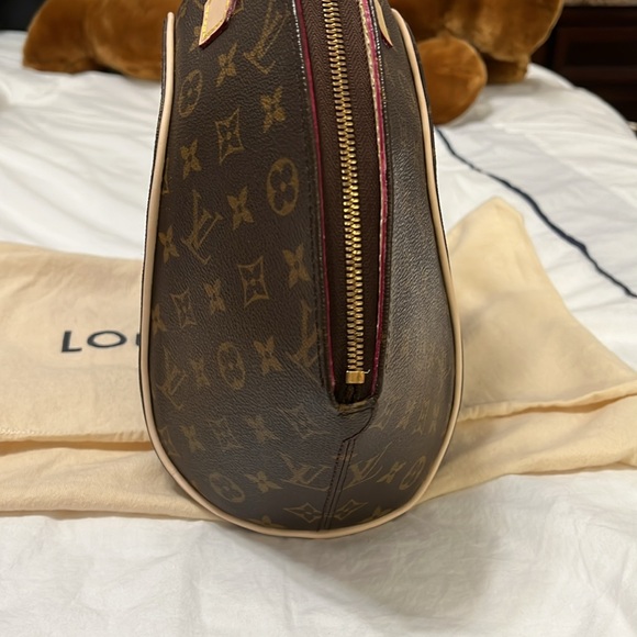Louis Vuitton Ellipse MM - Picture 5 of 12